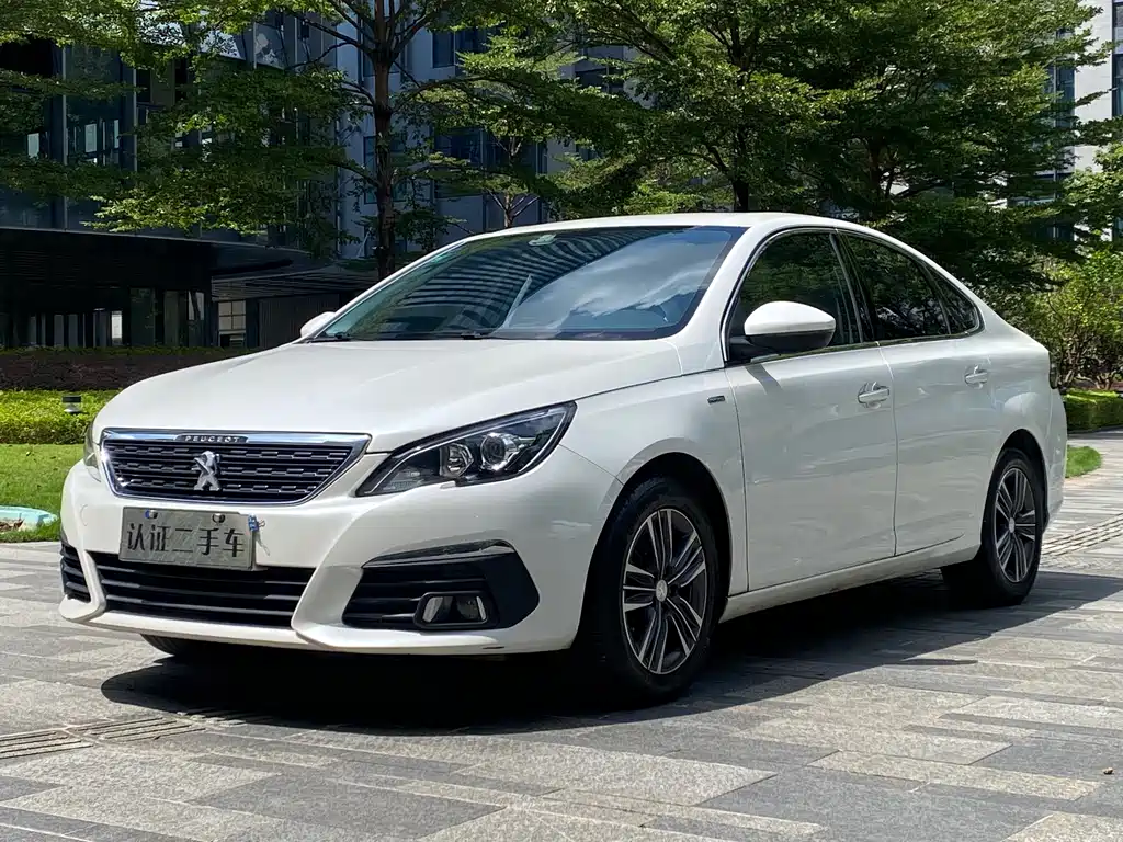 PEUGEOT  308