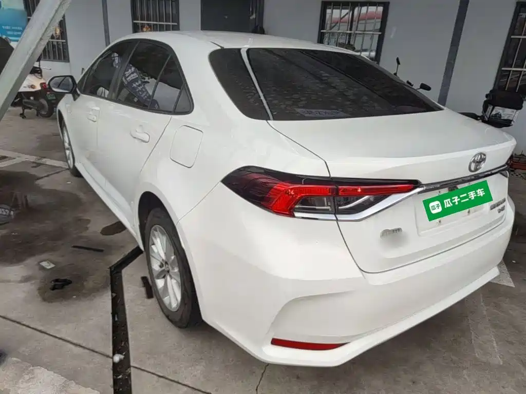 Toyota Corolla — миниатюра 5