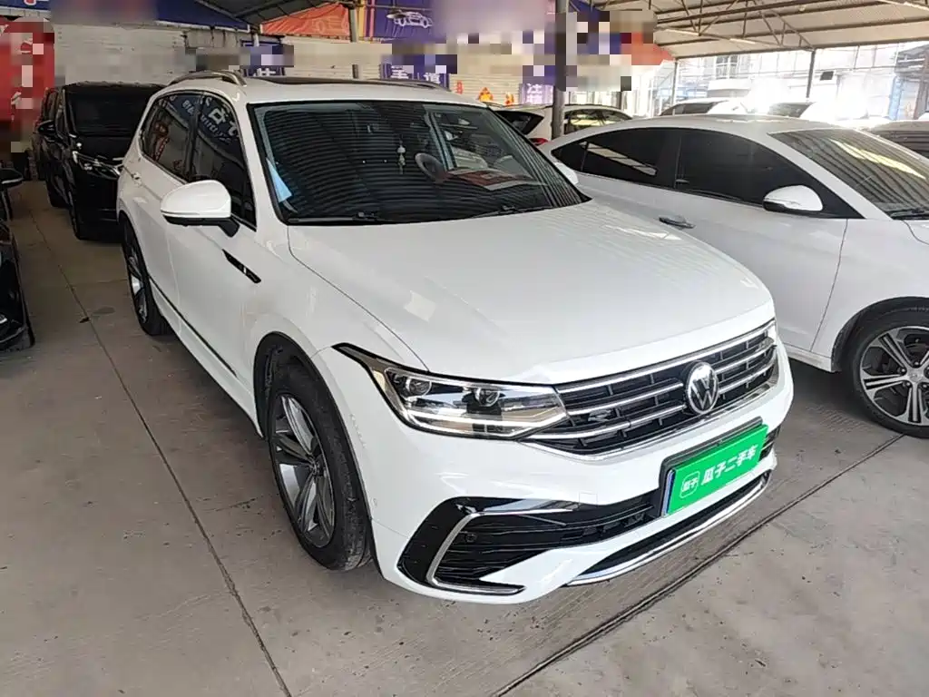 Volkswagen Tiguan L — миниатюра 4