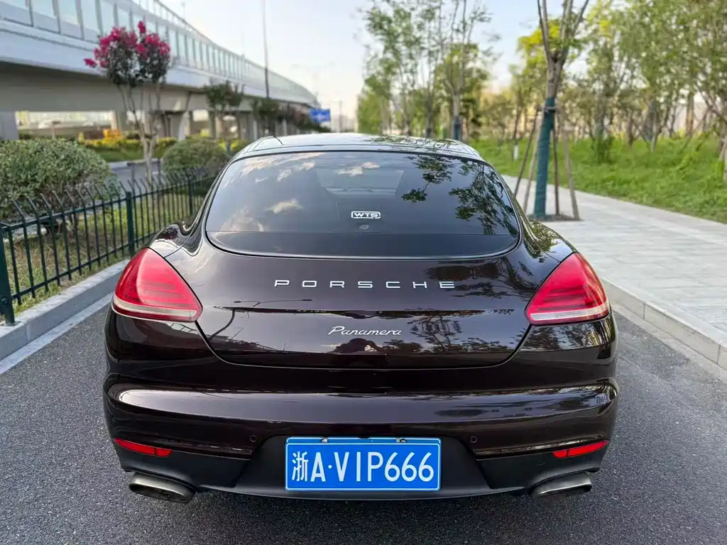 Porsche Panamera — миниатюра 5