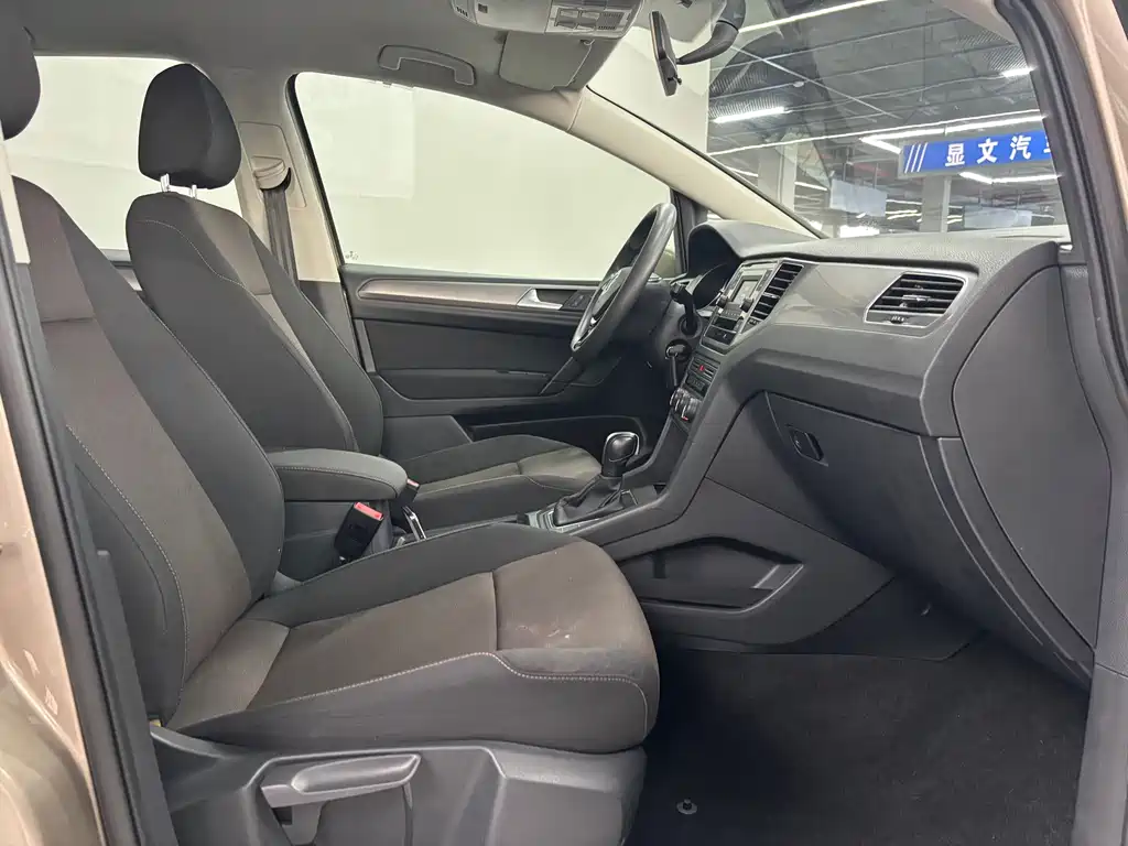 Volkswagen Golf Sportsvan — миниатюра 4