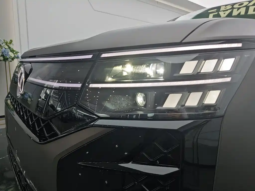 Volkswagen Teramont — миниатюра 7