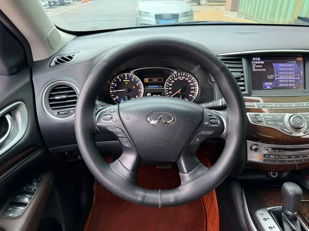 Infiniti QX60 (Import) — миниатюра 5