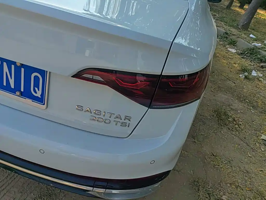 Volkswagen Sagitar — миниатюра 8