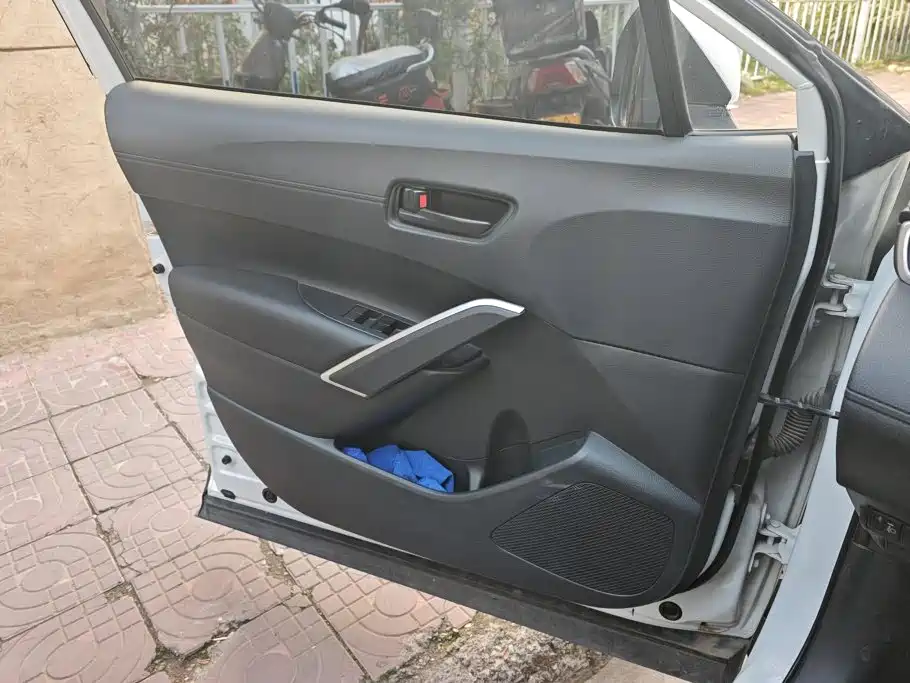 Toyota Corolla Cross — миниатюра 7