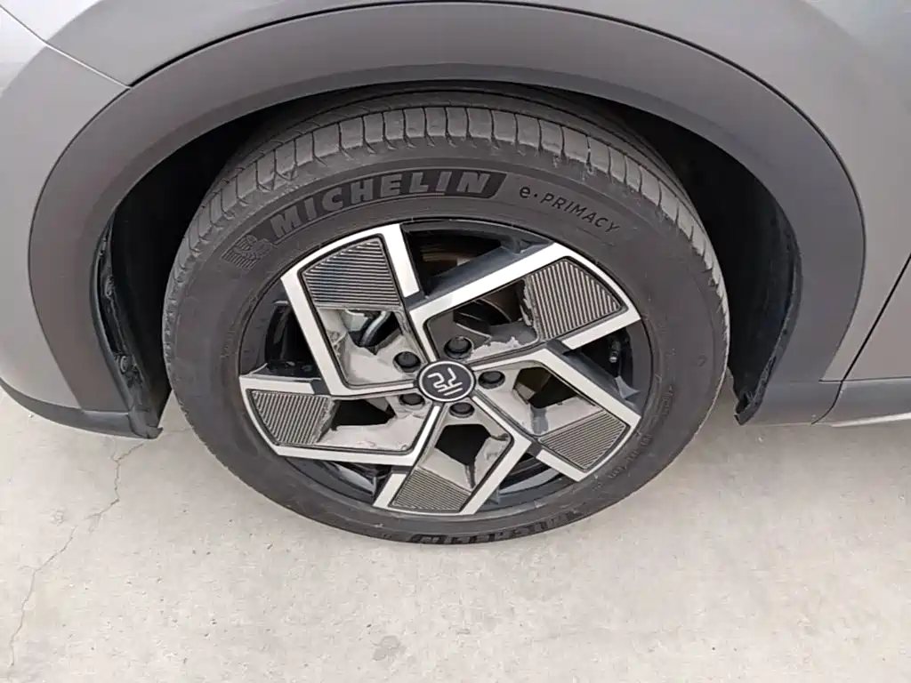 BYD Yuan Plus — миниатюра 23