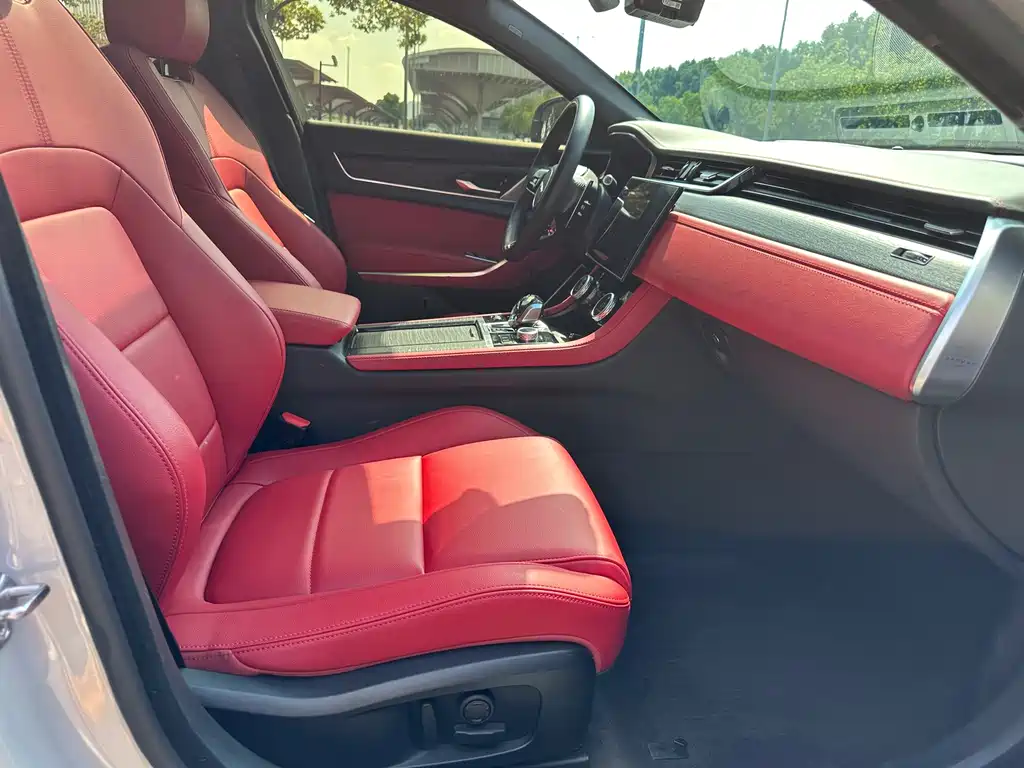 Jaguar XFL — миниатюра 20