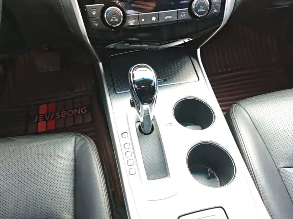 Nissan Teana — миниатюра 14