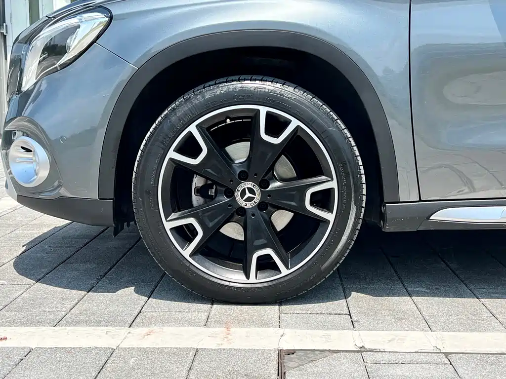 Mercedes-Benz GLA — миниатюра 18