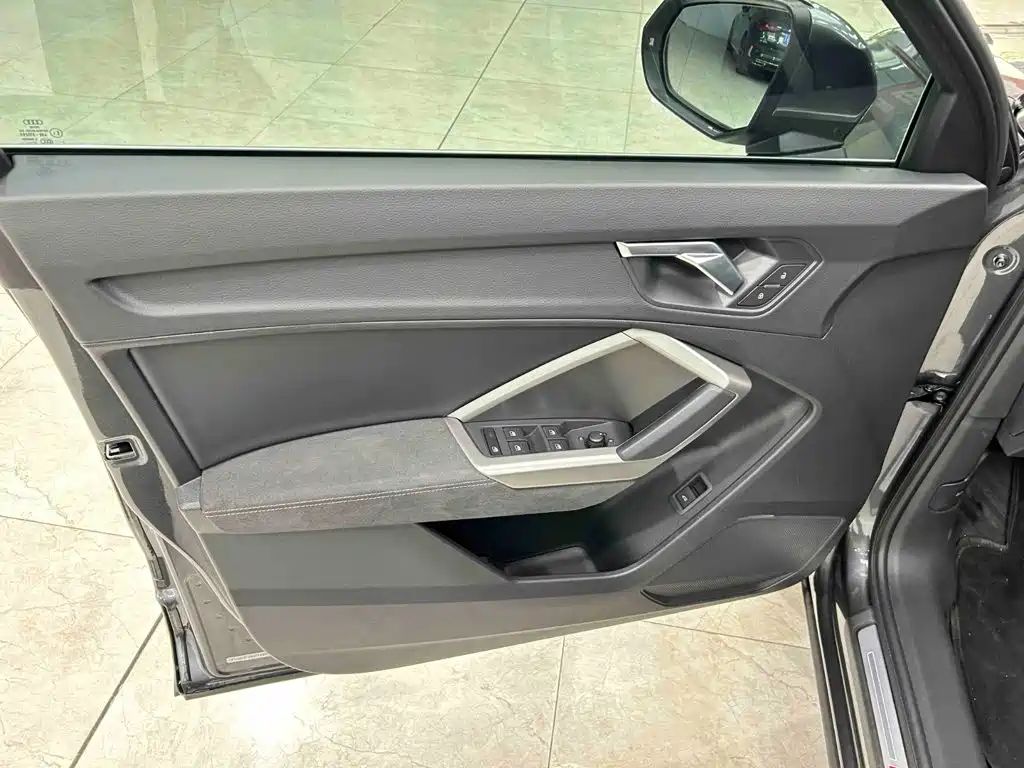 Audi Q3 — миниатюра 15