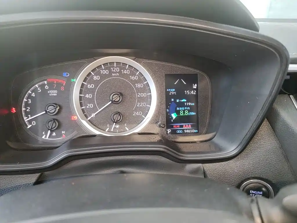 Toyota Corolla — миниатюра 12
