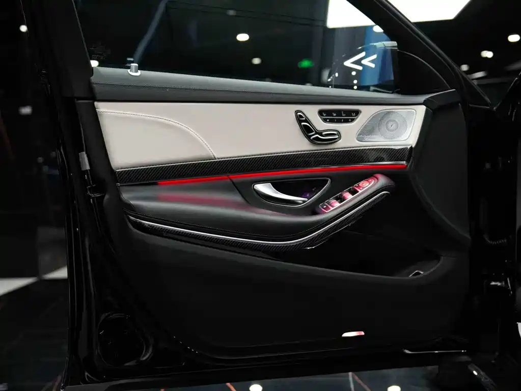 Mercedes-Benz S-Class AMG — миниатюра 8