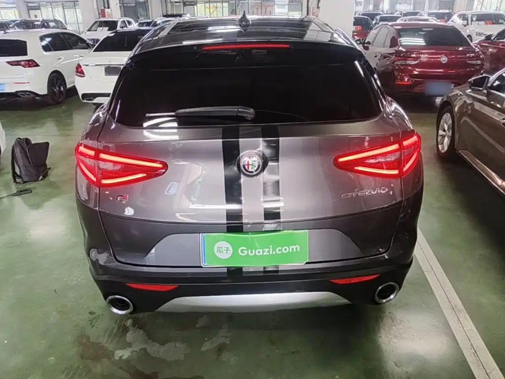 Alfa Romeo Stelvio — миниатюра 6