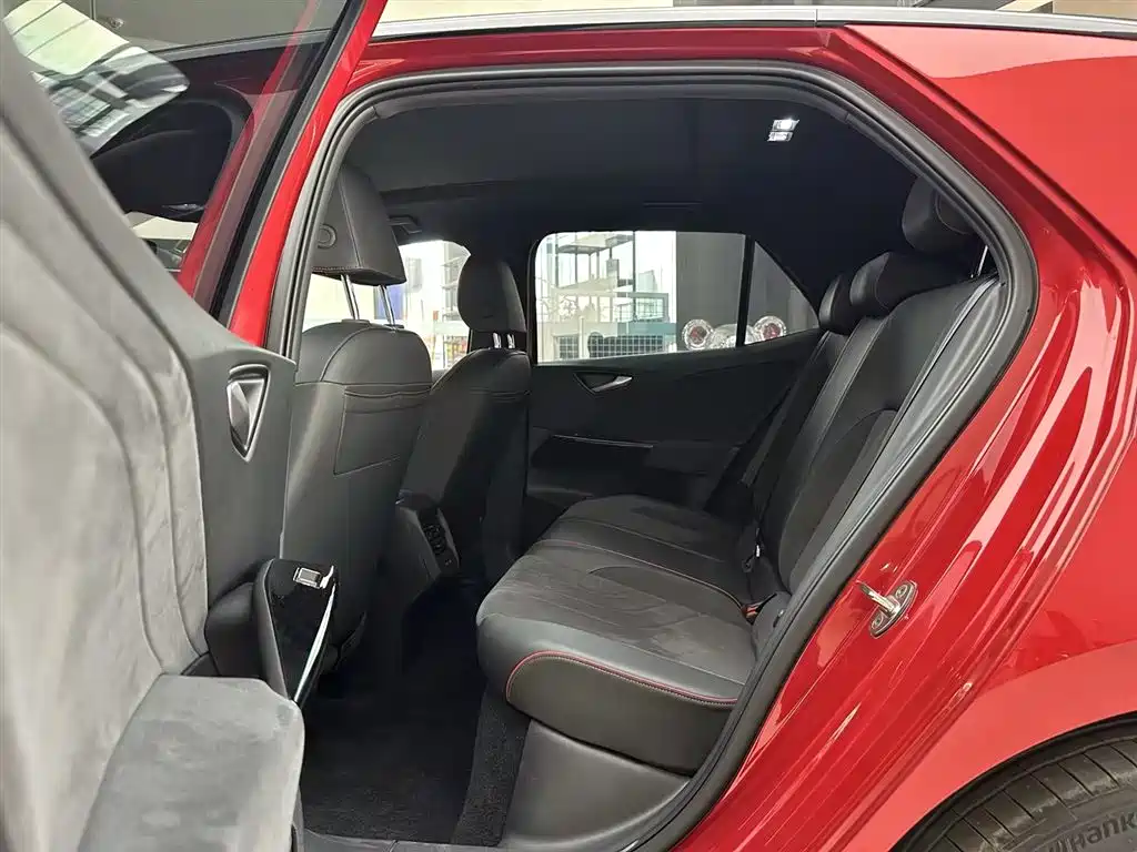 Volkswagen ID.3 — миниатюра 13