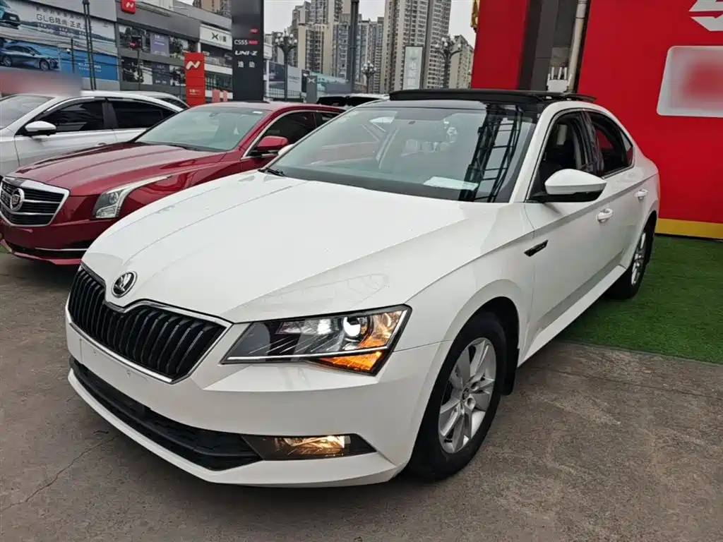 Skoda Superb 2016