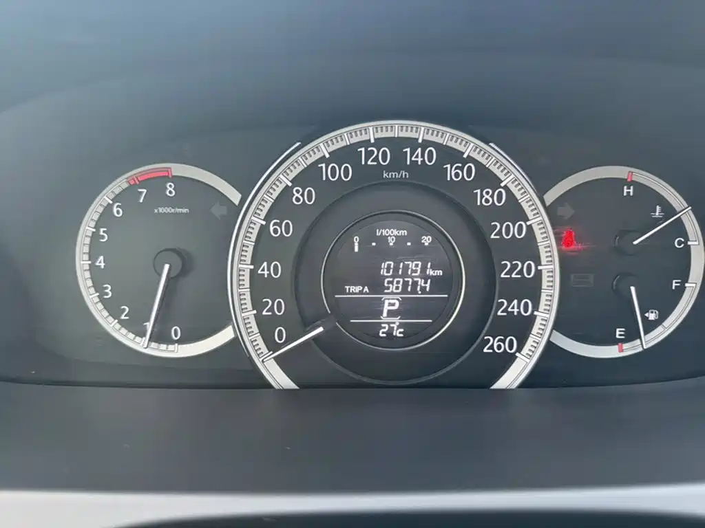 Honda Accord — миниатюра 11