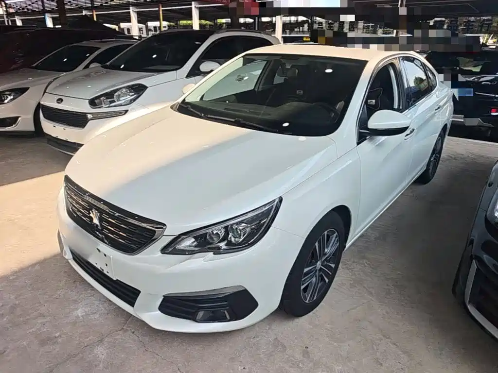 Peugeot 308 — миниатюра 2