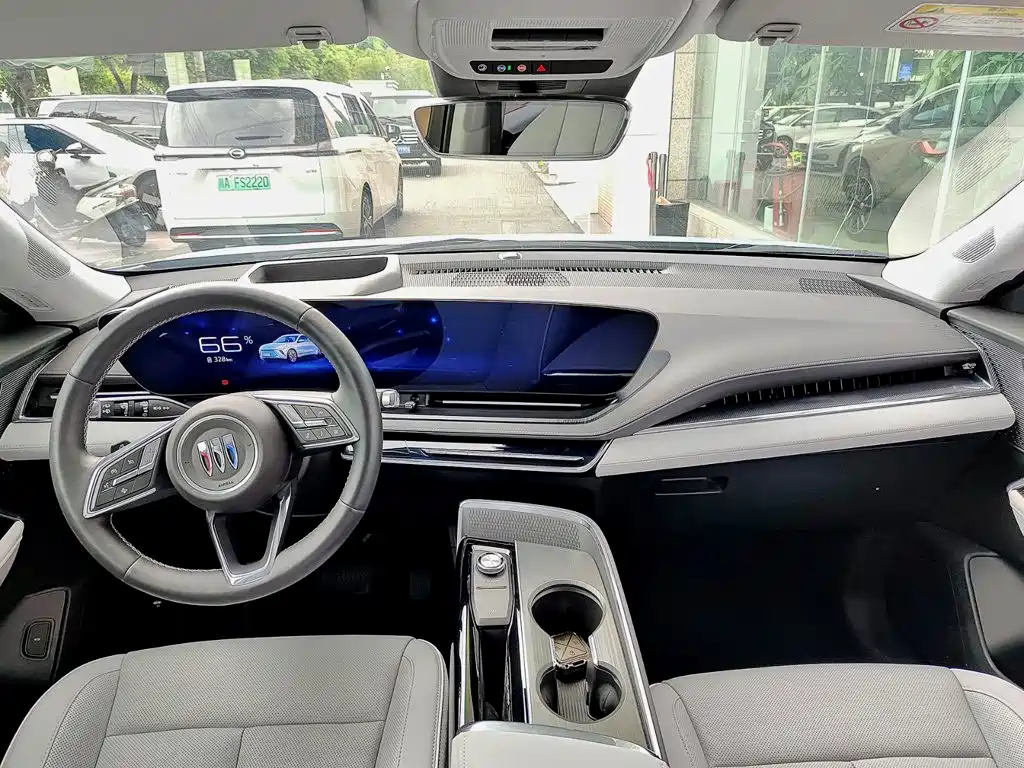 Buick E5 — миниатюра 10