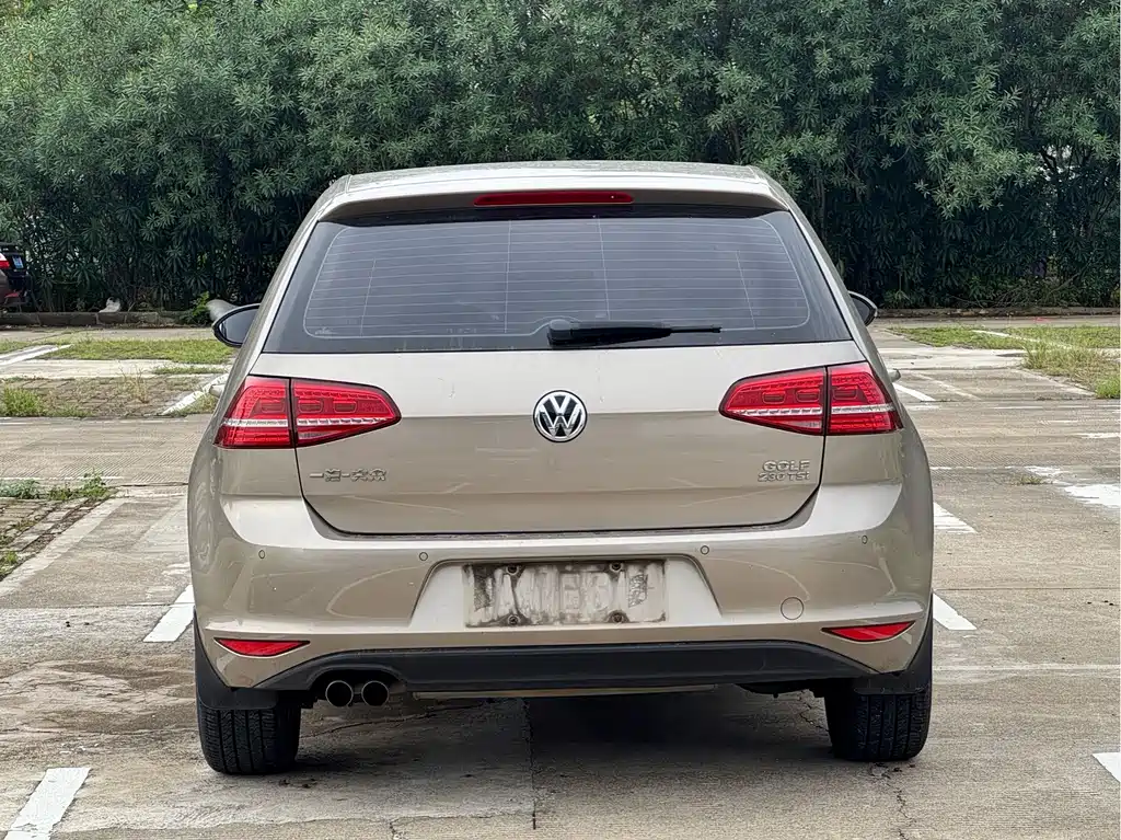 Volkswagen Golf — миниатюра 10