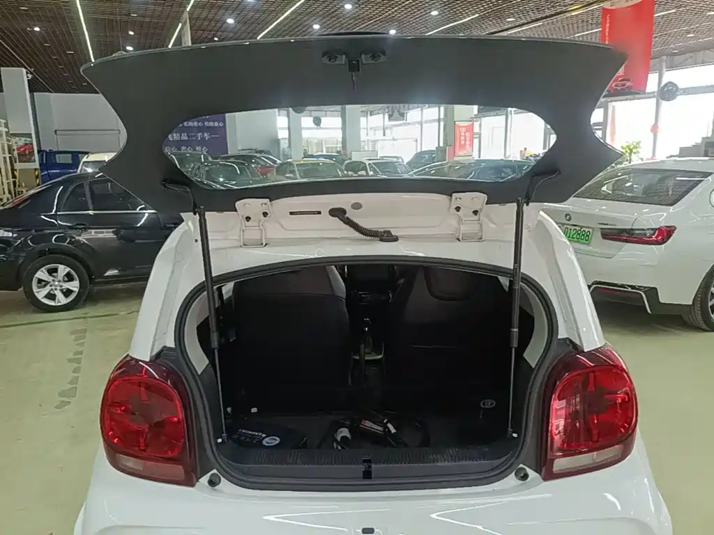Roewe Clever — миниатюра 19