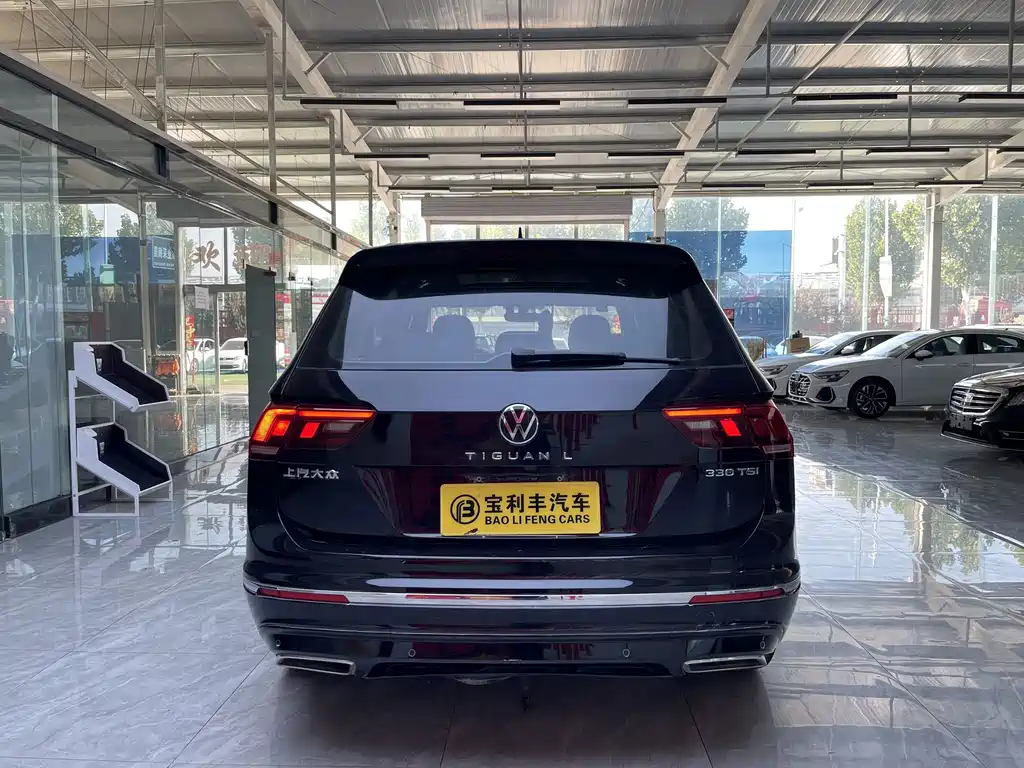 Volkswagen Tiguan L — миниатюра 5
