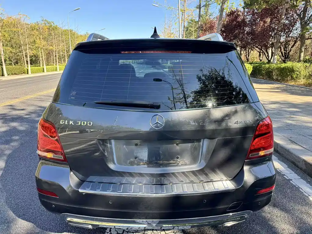 Mercedes-Benz GLK-Class (Import) — миниатюра 5