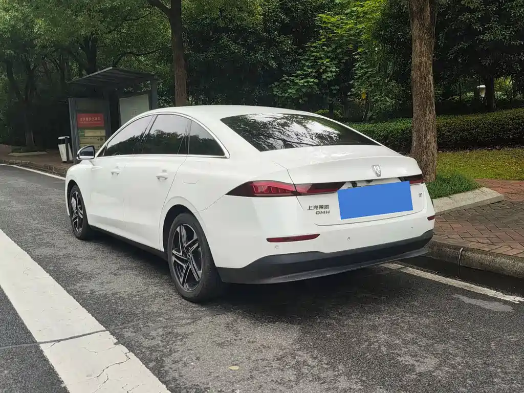 Roewe D7 — миниатюра 6