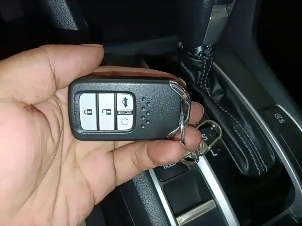 Honda Civic — миниатюра 9