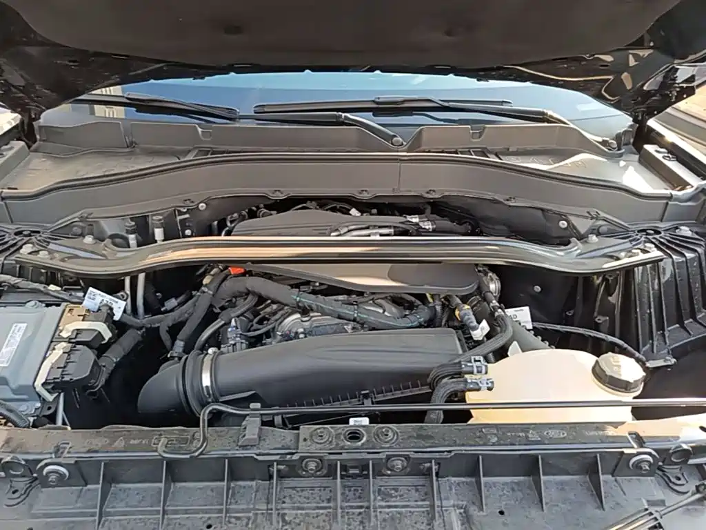 Ford Explorer — миниатюра 20