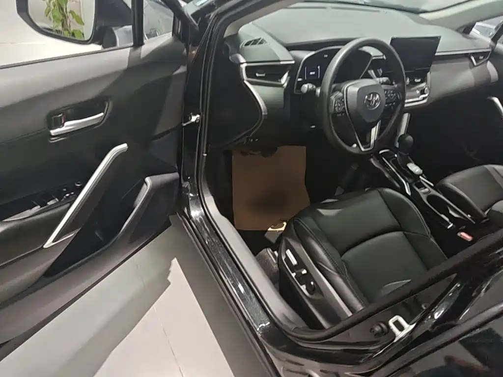 Toyota Frontlander — миниатюра 16
