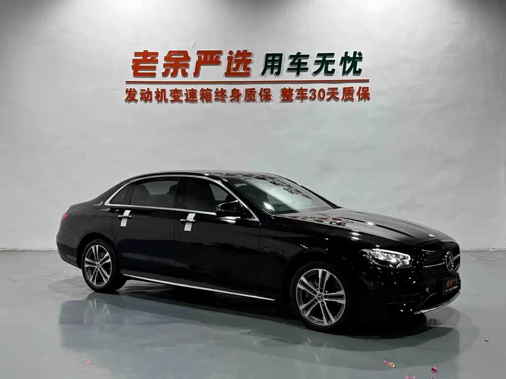 Mercedes-Benz E-Class — миниатюра 3