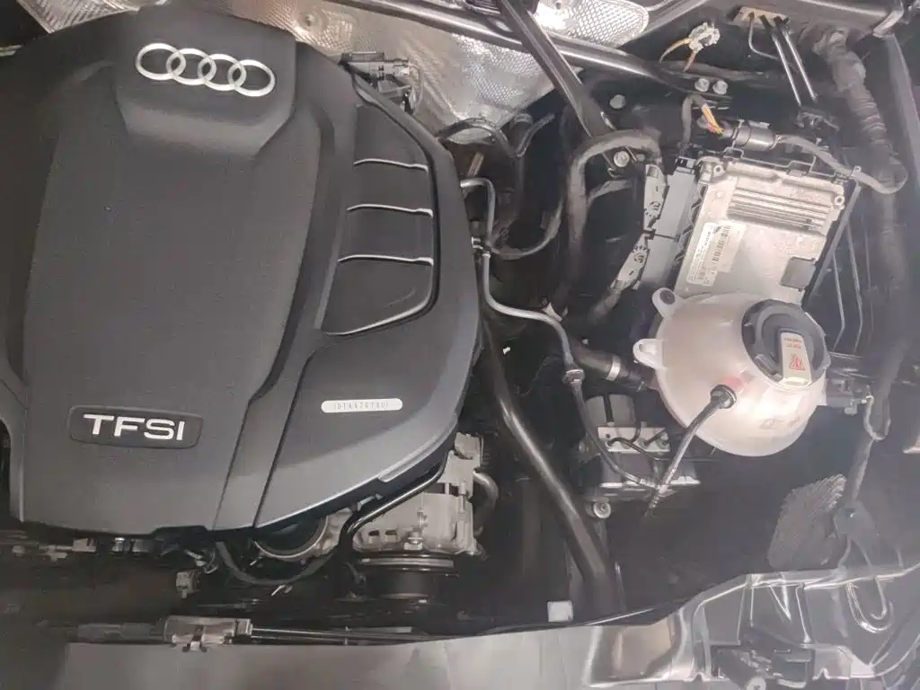 Audi Q5L Sportback — миниатюра 21