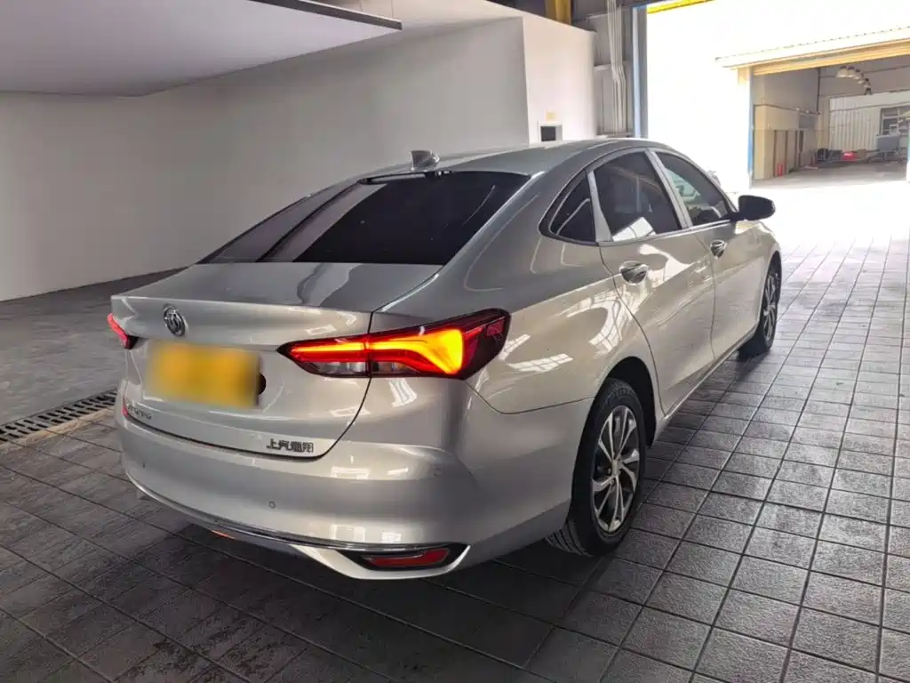 Buick Verano — миниатюра 7