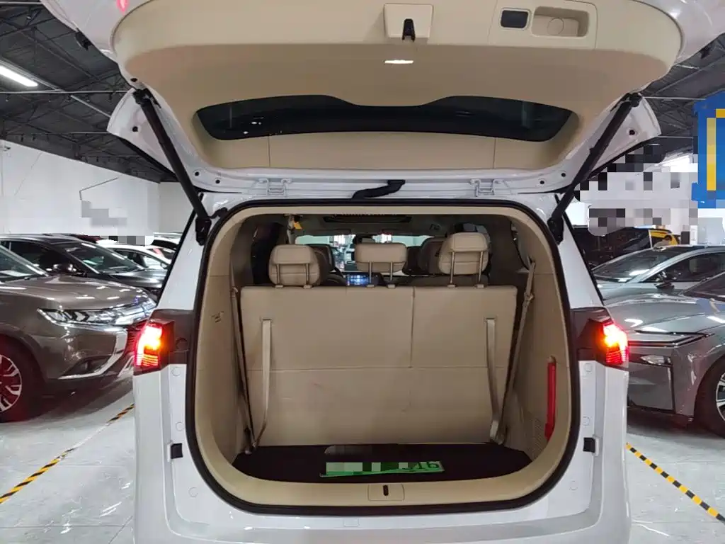 Buick GL8 Hybrid — миниатюра 19
