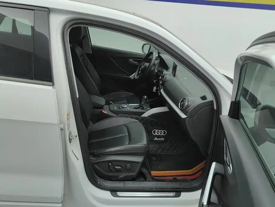 Audi Q2L — миниатюра 8