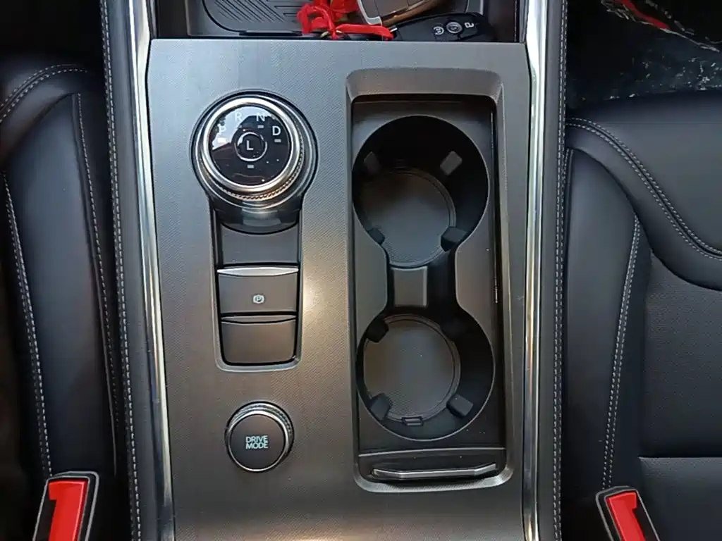 Ford Explorer — миниатюра 14