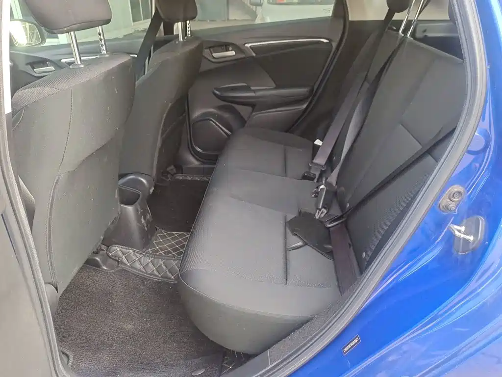 Honda Fit — миниатюра 15