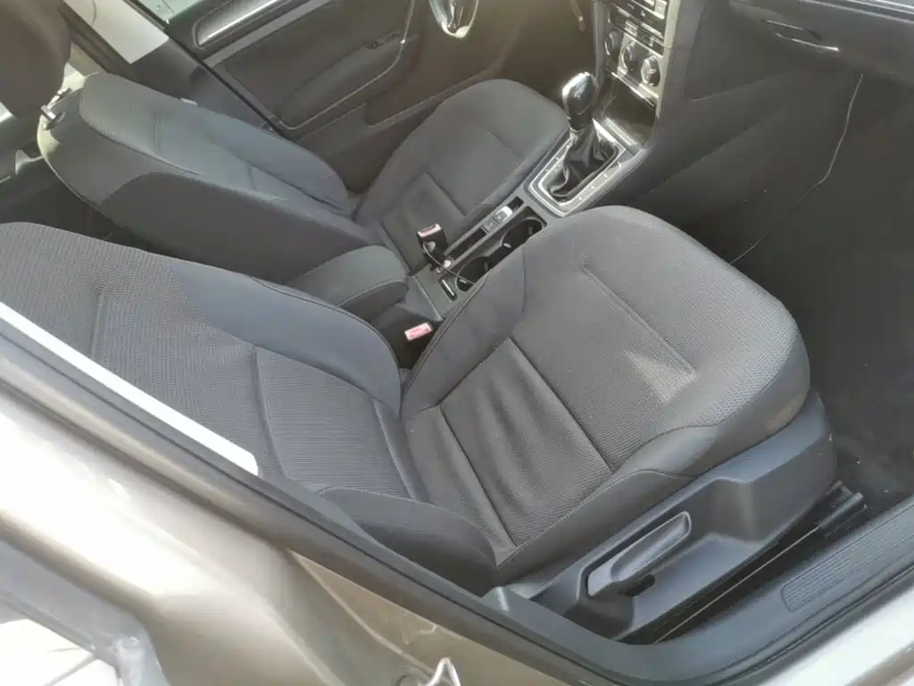 Volkswagen Golf — миниатюра 25