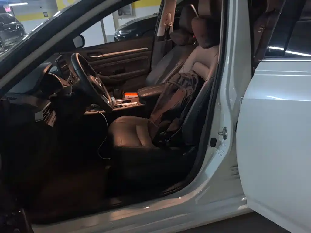 Nissan Teana — миниатюра 16
