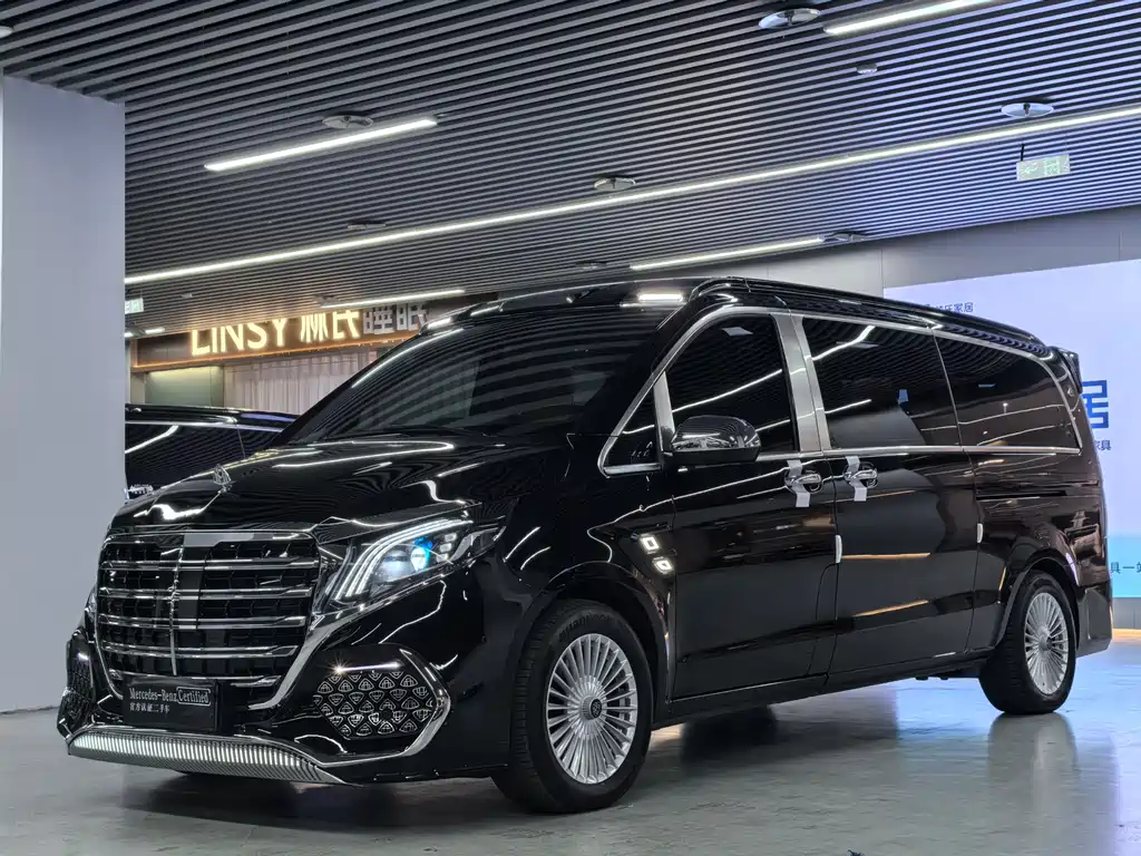 Mercedes-Benz Vito 2024