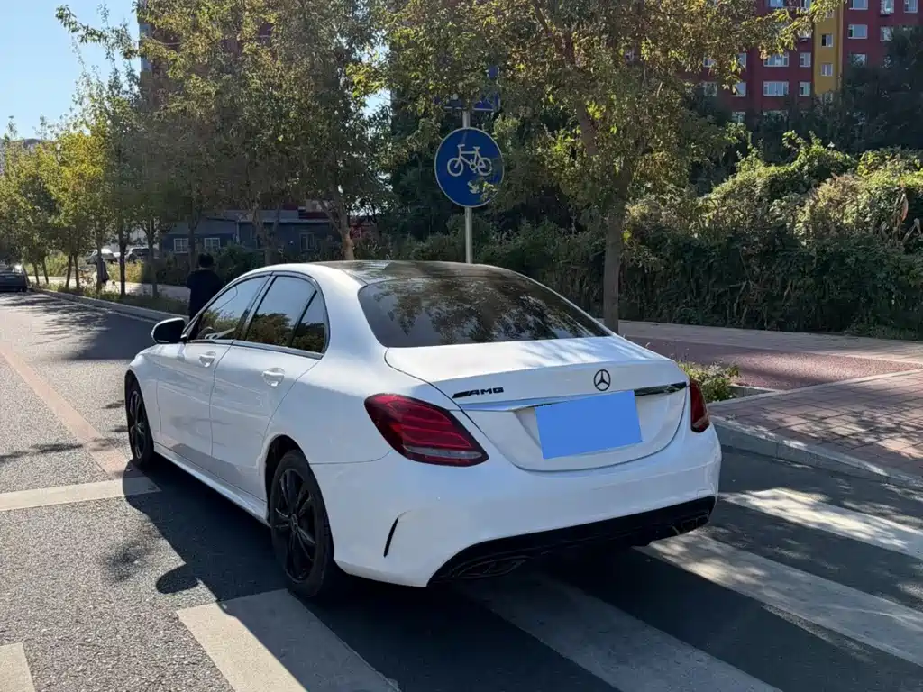 Mercedes-Benz C-Class — миниатюра 4