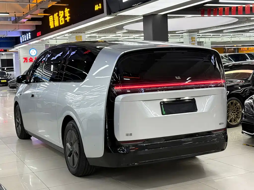 Li Auto Li MEGA — миниатюра 6