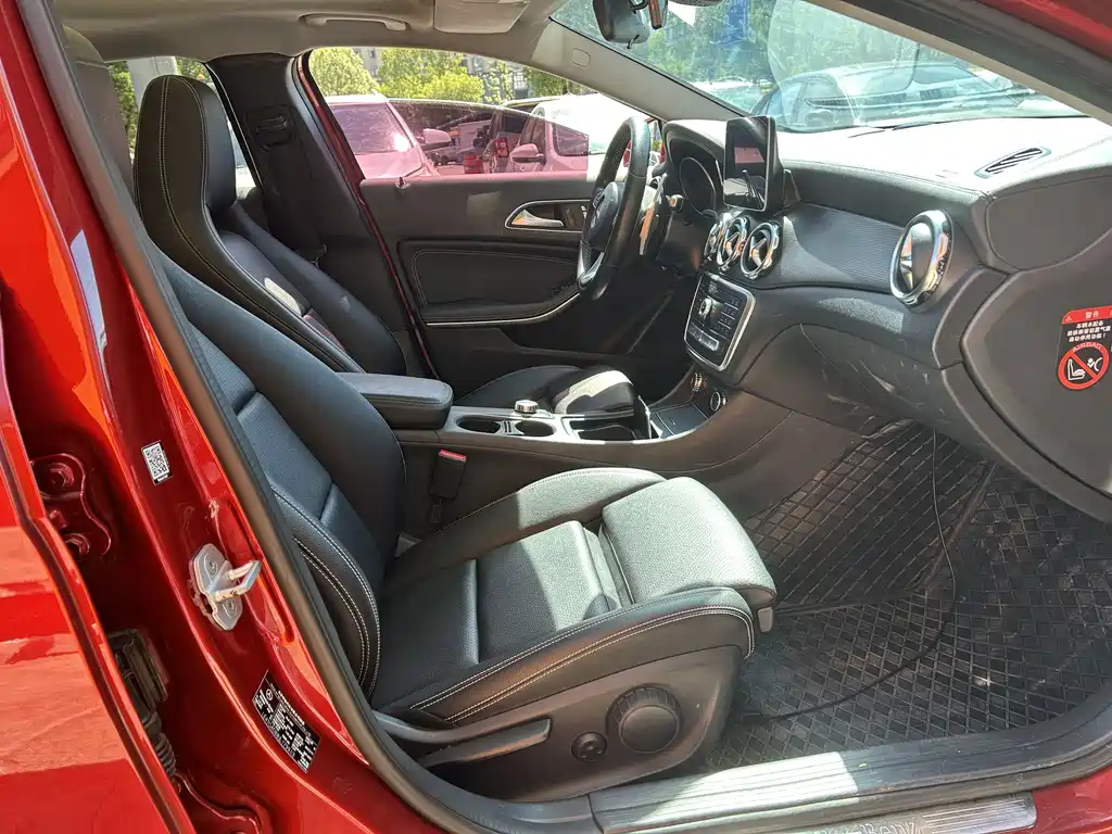 Mercedes-Benz GLA — миниатюра 7