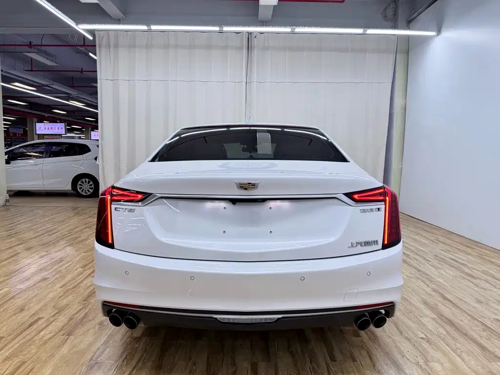 Cadillac CT6 — миниатюра 7
