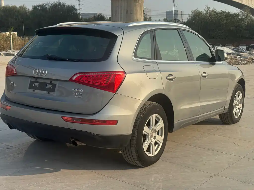 Audi Q5 — миниатюра 5