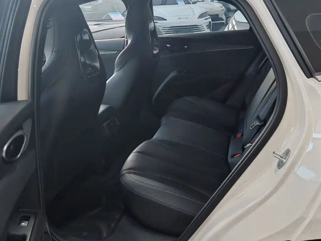 BYD Seal 06 — миниатюра 7