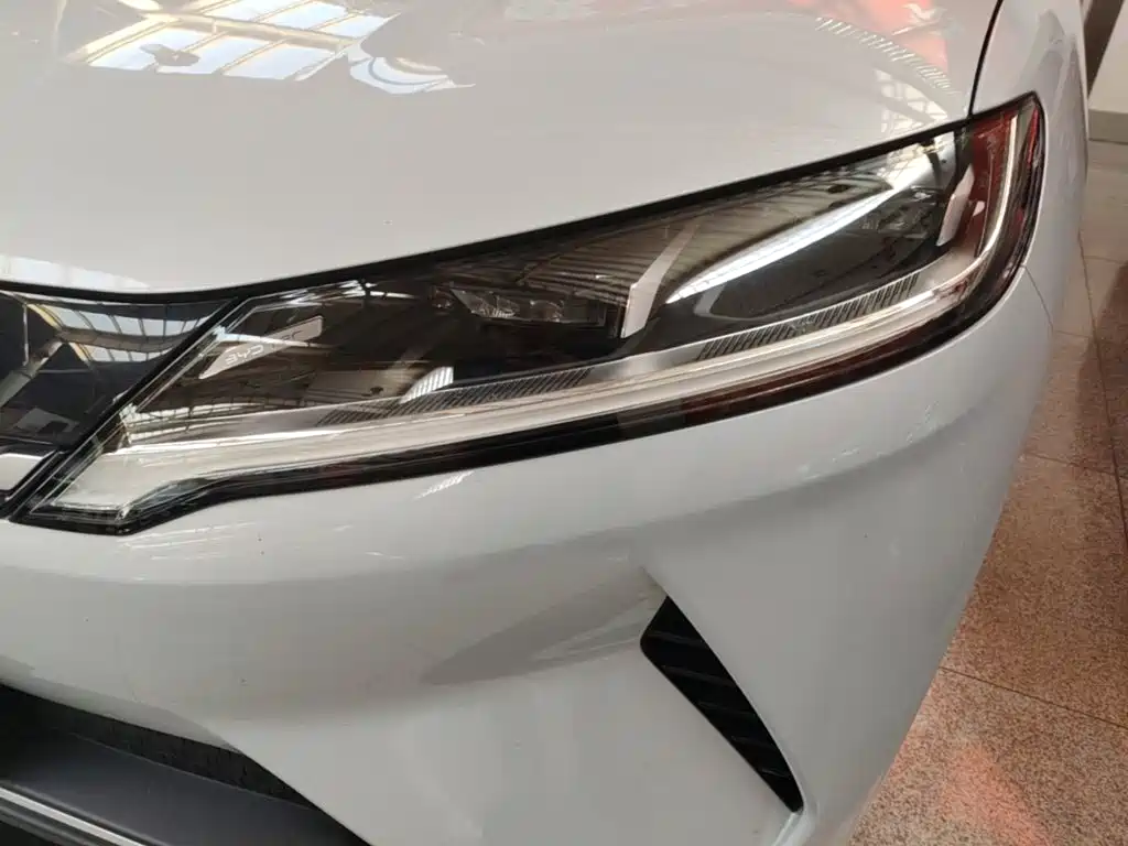 BYD Yuan UP — миниатюра 24