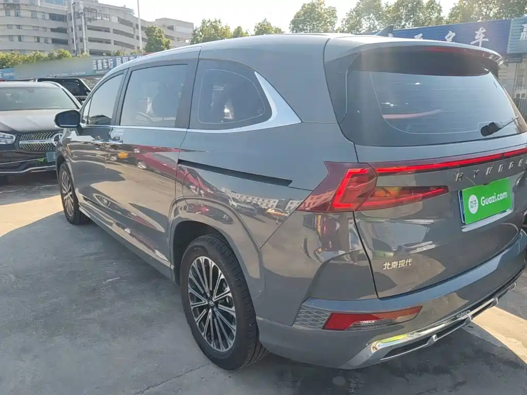 Hyundai Custo — миниатюра 5