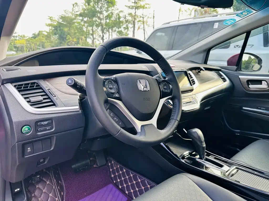 Honda Jade — миниатюра 9