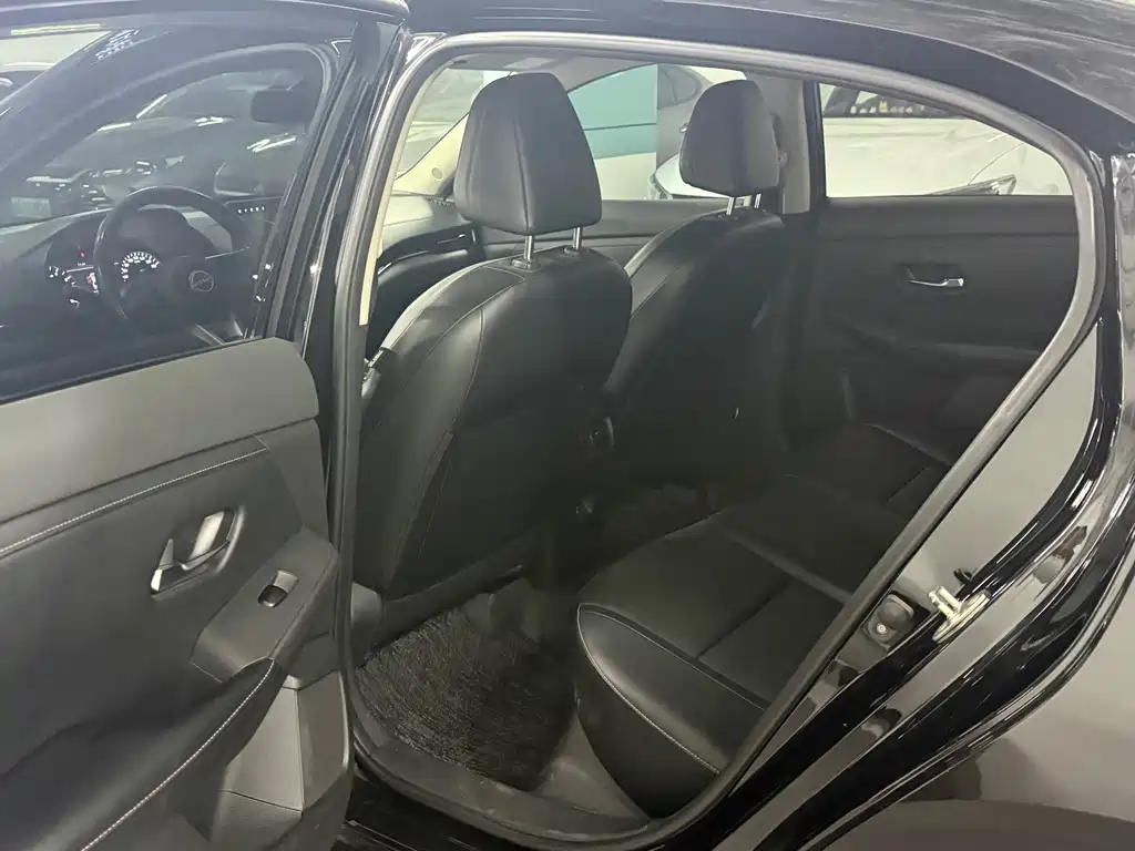 Nissan Sylphy — миниатюра 5